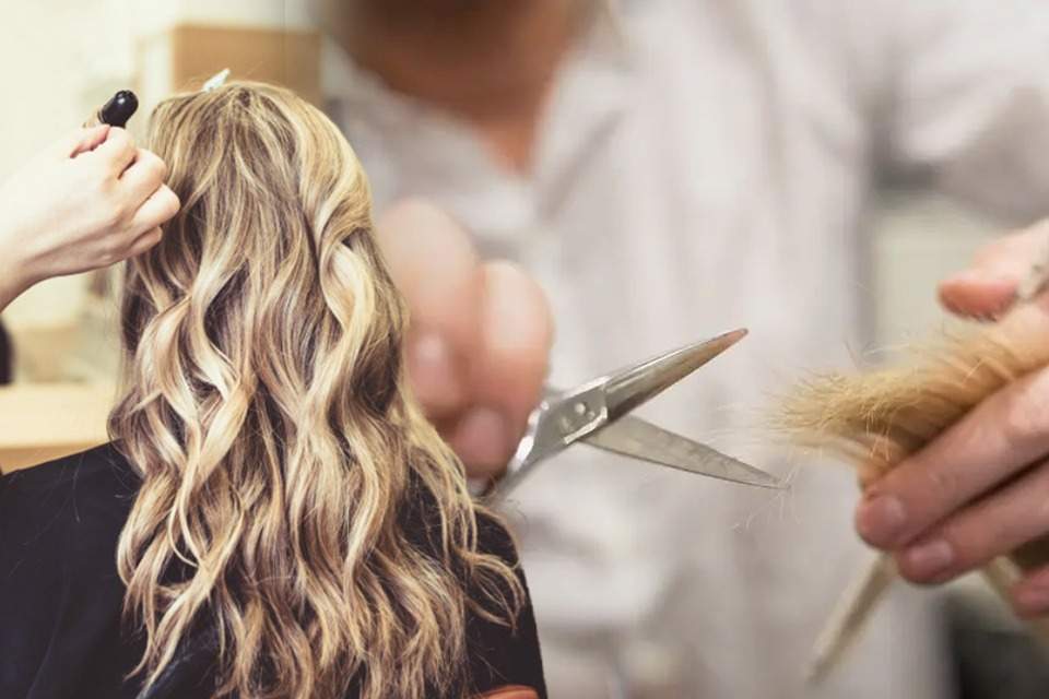 5 vedete din România care și-au transformat complet look-ul în această vară – vezi cum arată acum | FOTO