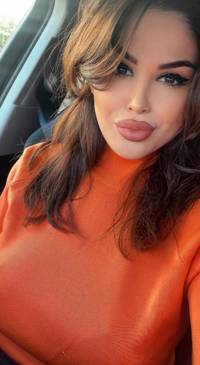 laura maria calafeteanu selfie
