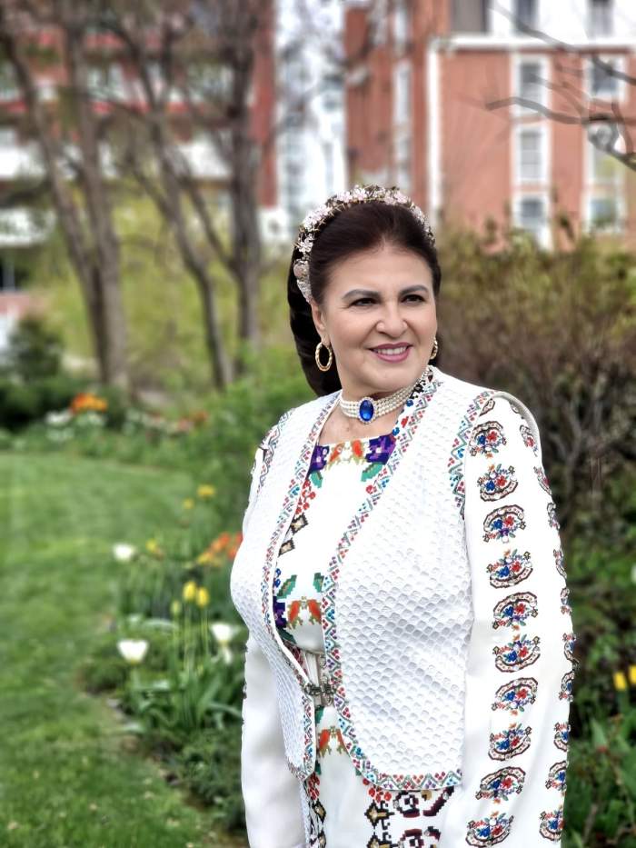 Irina Loghin