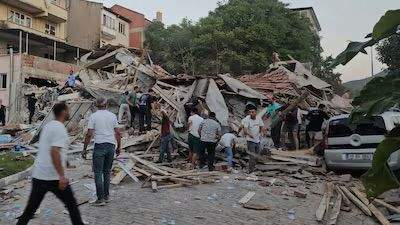 Cutremur de 6.1 în vestul Turciei: Clădiri prăbușite și seism resimțit până la Istanbul