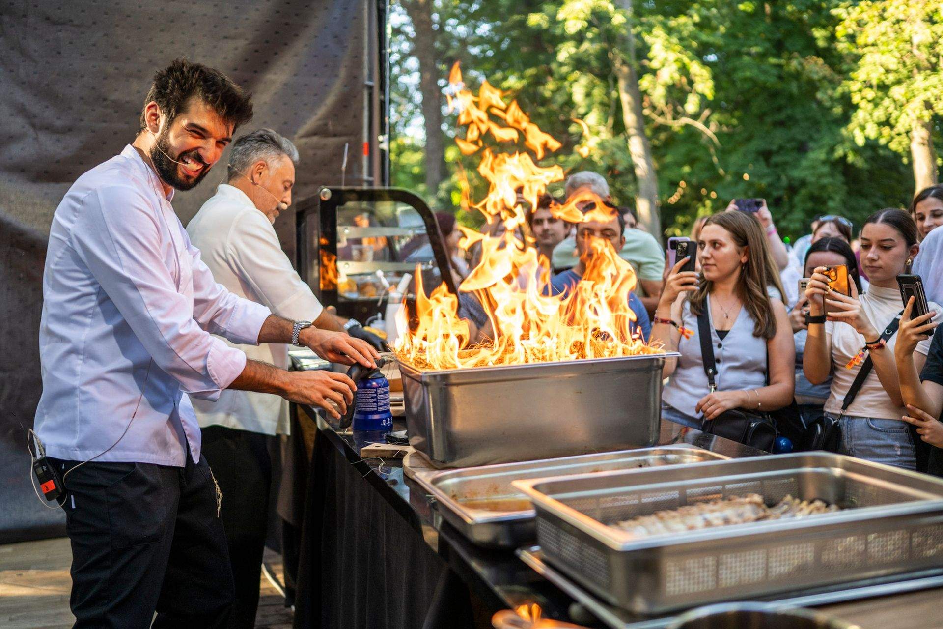 Jurații Chefi la cuțite au petrecut trei seri magice la Festivalul Summer Well,  alături de fanii show-ului culinar