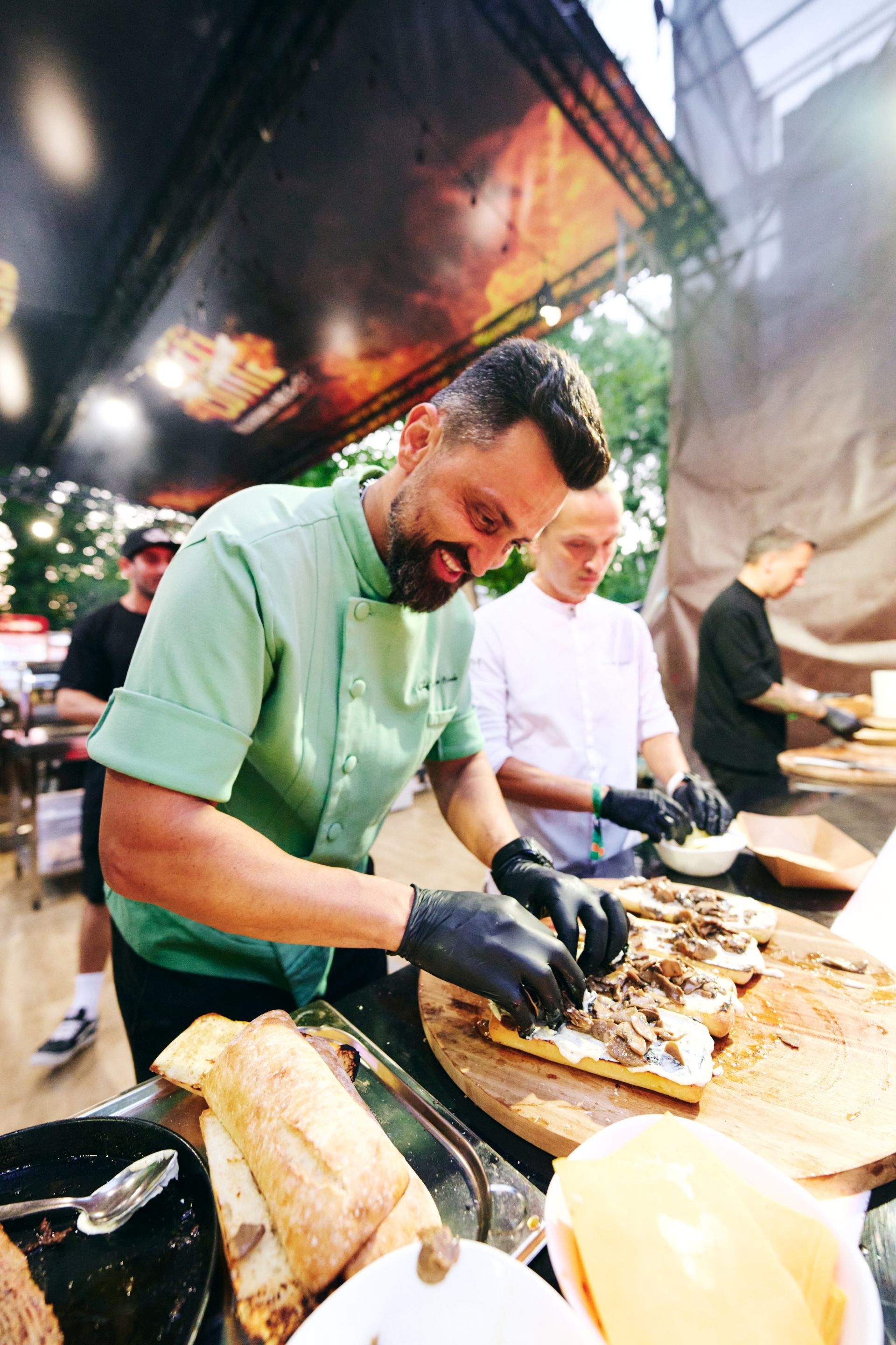 Jurații Chefi la cuțite au petrecut trei seri magice la Festivalul Summer Well,  alături de fanii show-ului culinar