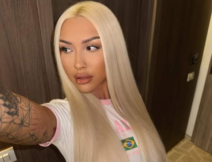 delia salchievici selfie
