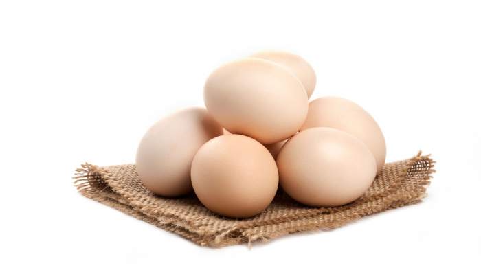 Alimentele-cheie pentru un păr sănătos și strălucitor. Specialiștii recomandă introducerea lor în dietă