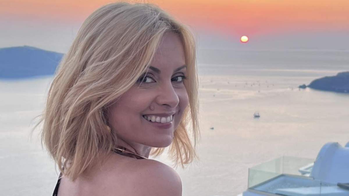 Simona Gherghe a răbufnit! Ce s-a întâmplat după ce a auzit involuntar mai mulți bărbați vorbind la o terasă: “Am așa un gust amar”