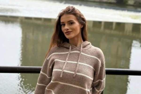 Teodora Marcu, tânăra omorâtă în Cosmopolis, ar fi împlinit azi 24 de ani! Ziua ei a fost marcată printr un mesaj trist, pe Facebook