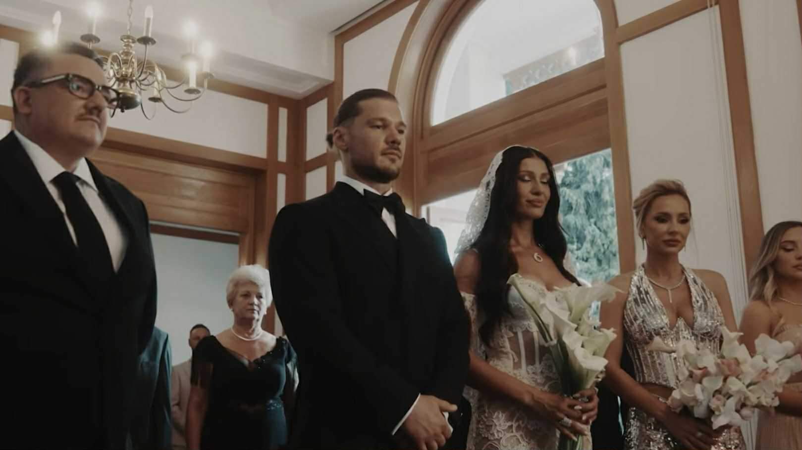Imagini superbe de la nunta Alinei Eremia cu Eduard Barbu! Cei doi îndrăgostiți au avut parte de o ceremonie de poveste | VIDEO