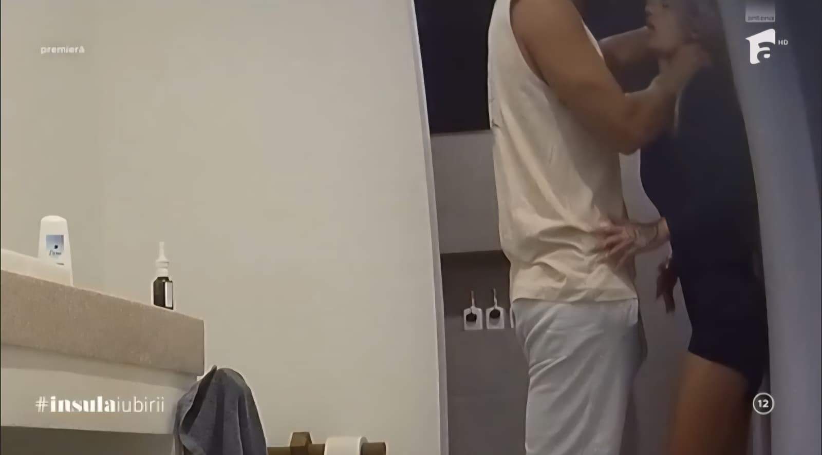 Ella și ispita Teo de la Insula iubirii au trecut la nivelul următor! Au făcut dragoste fără să mai țină cont de nimic. Ce spune concurenta despre o eventuală relație