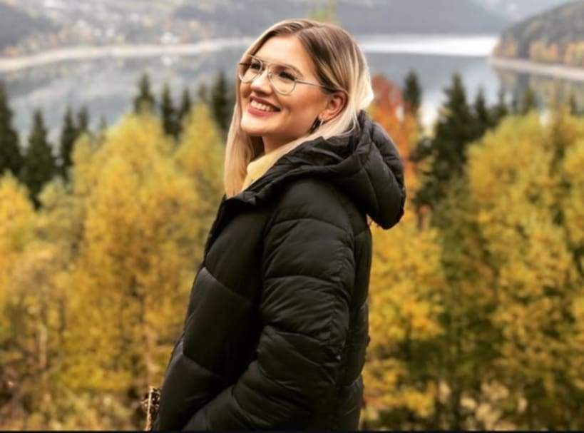 Sabrina de la Mireasa