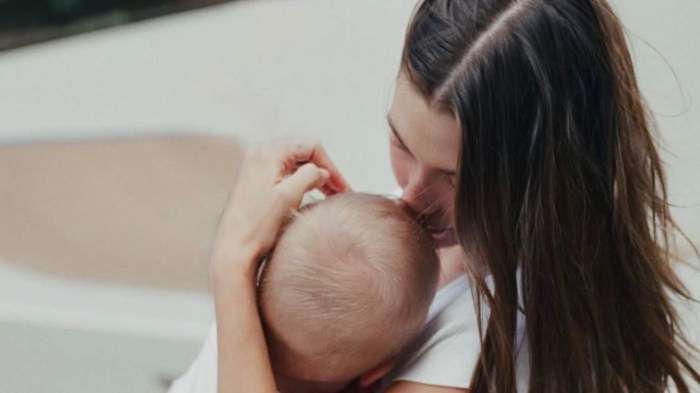 Hailey Bieber, mesaj emoționant pentru fiul său. Modelul a sărbătorit primul an de viață al micuțului Jack Blues