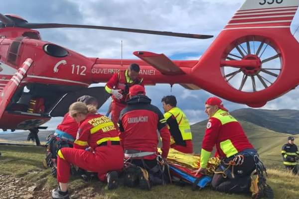 Imaginile dezastrului din Argeș! Ce a mai rămas din mașina în care au murit cei patru tineri | FOTO