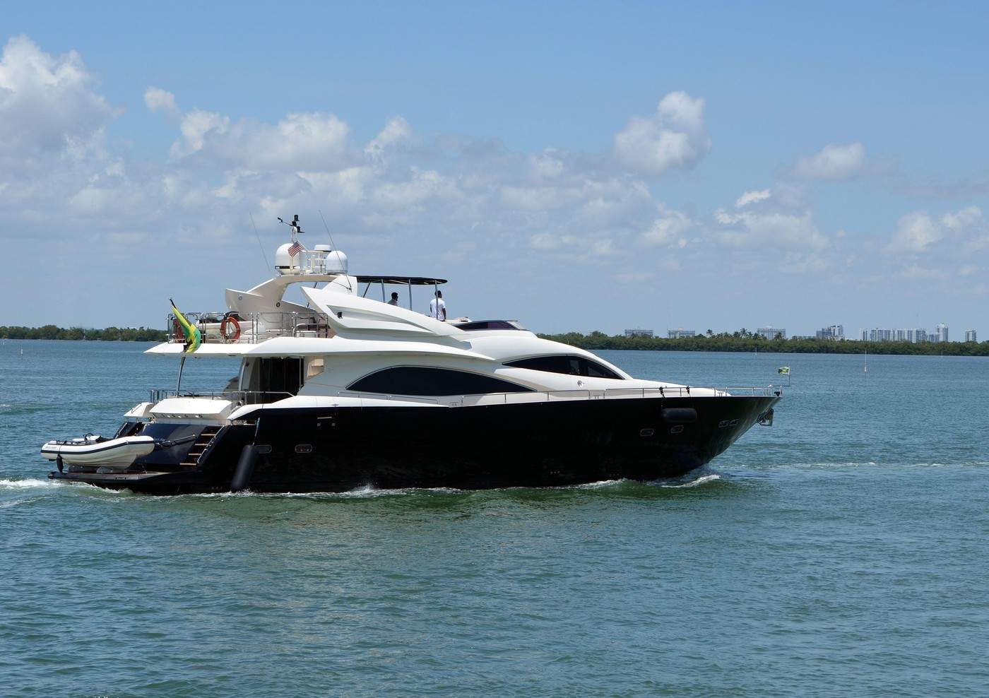 yacht