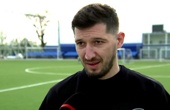 Mihaai Costea pe terenul de fotbal