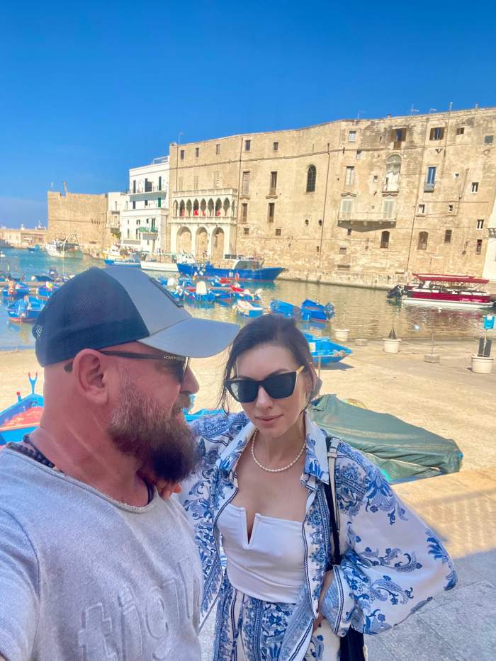 Andrei Coman, primarul din Iubire cu parfum de lavandă, vară între Podişor și Puglia: „Toată lumea mă strigă dom’ Primar!”