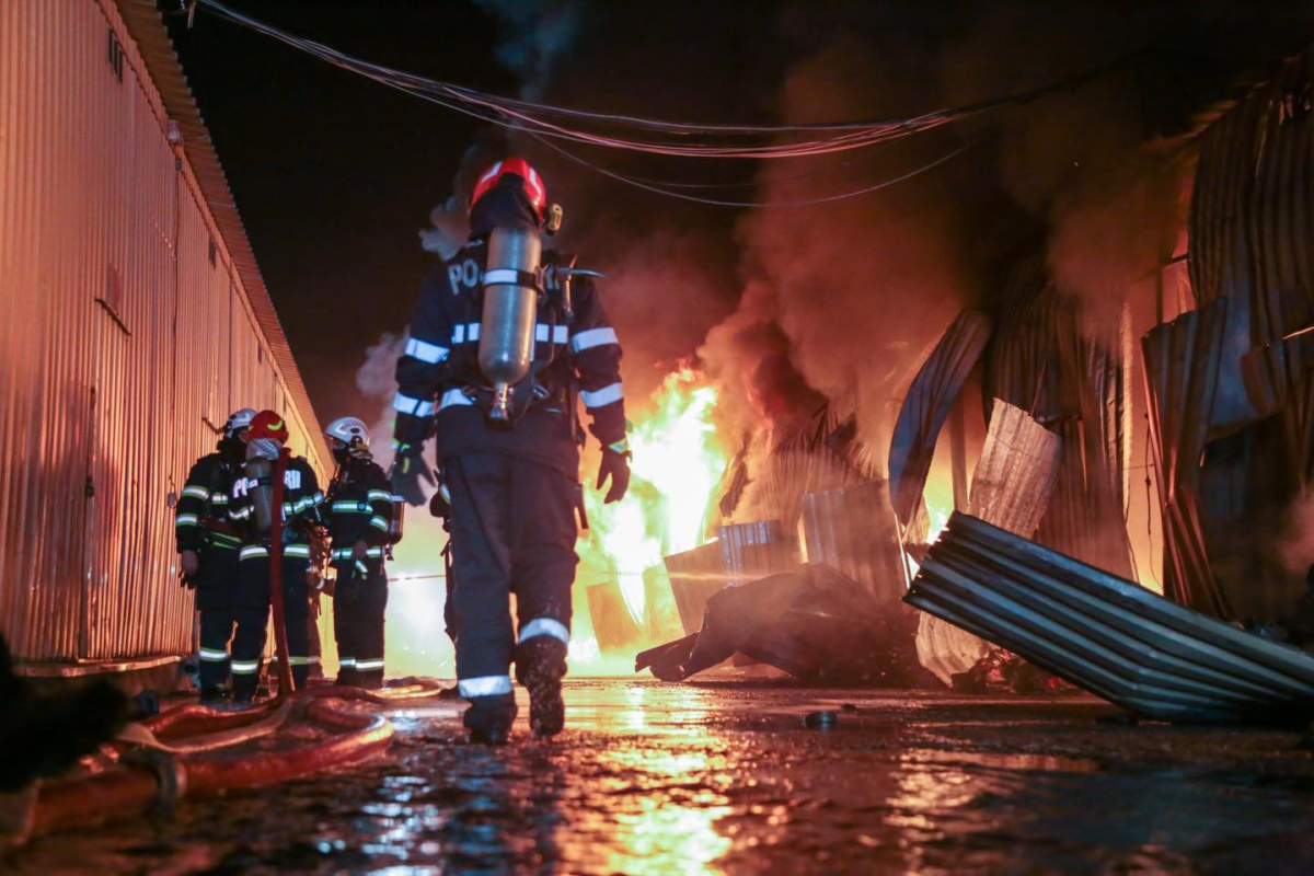 incendiu București