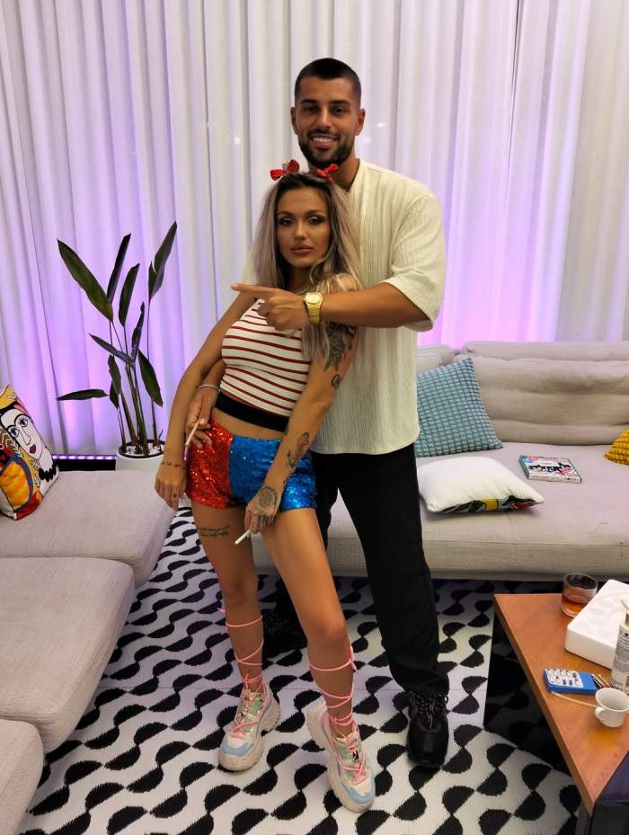 ella si teo insula iubirii