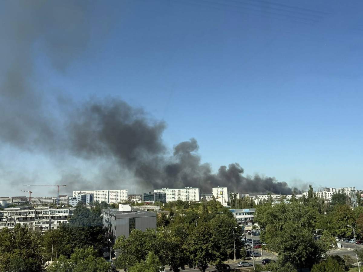 Un incendiu puternic a izbucnit în Chiajna incendiu