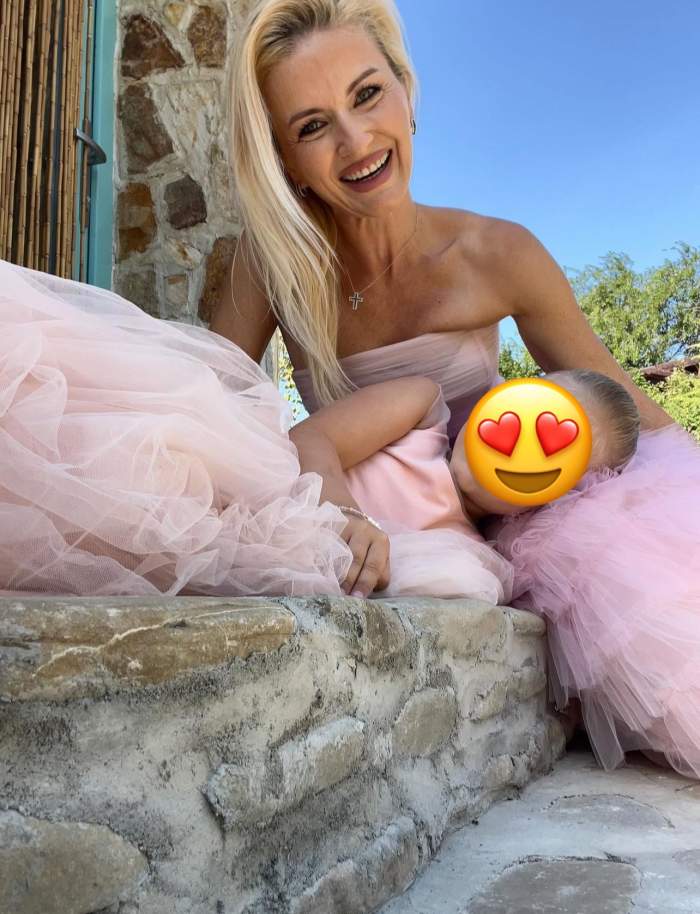 Ariana, fiica Elwirei și a lui Mihai Petre, a împlinit 7 ani! Micuța arată că o adevărată prințesă | FOTO