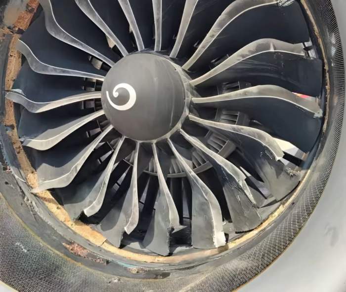 Momente terifiante pentru pasagerii unui avion! La scurt timp după decolare, aeronava era la un pas de prăbușire