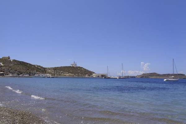 Alertă în Grecia! O turistă a dispărut de pe șezlong, de pe plajă. Soțul era lângă ea, dar dormea