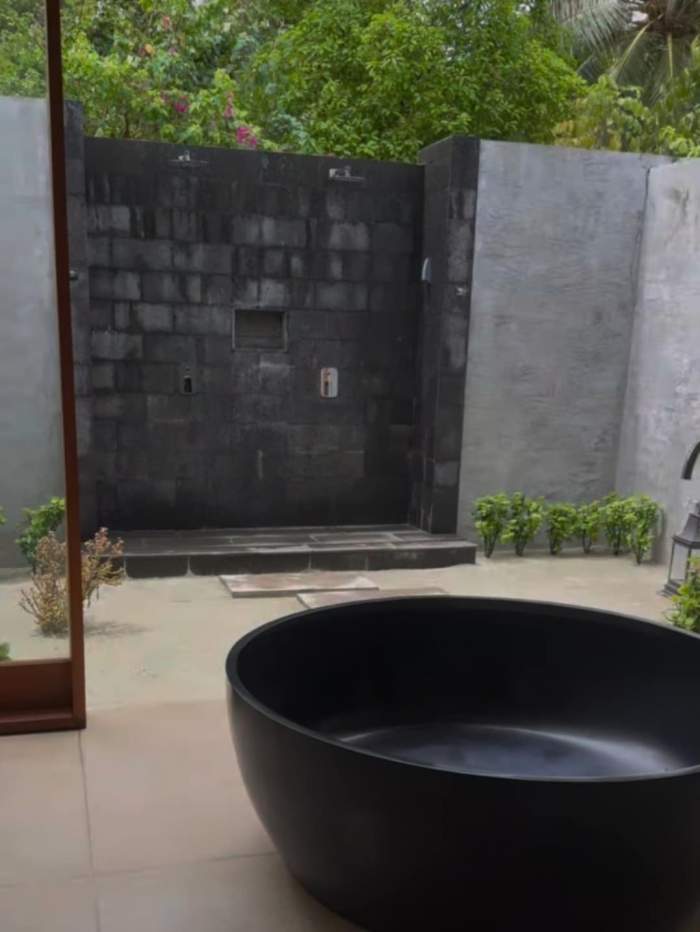 vila Marei Bănică din Maldive