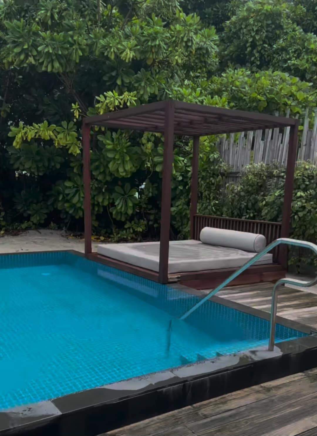 vila Marei Bănică din Maldive