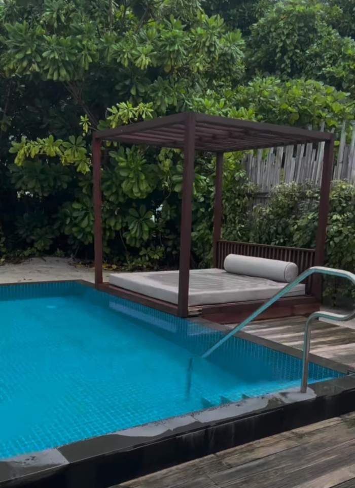 vila Marei Bănică din Maldive