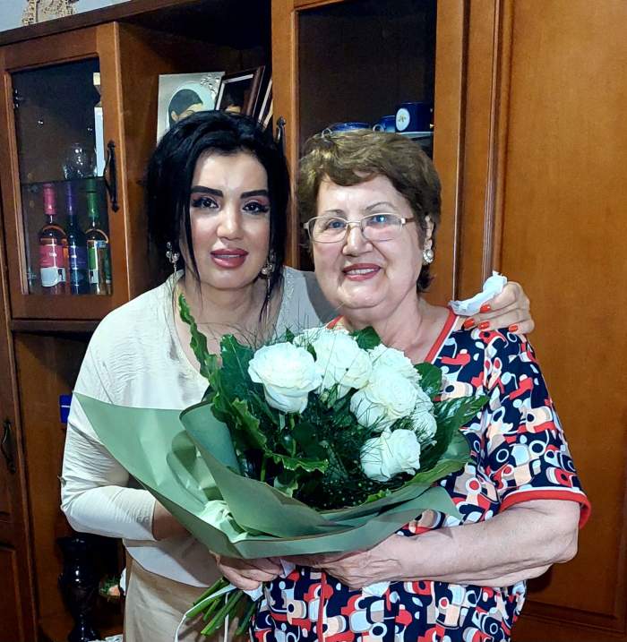 Adriana Bahmuțeanu și mama ei