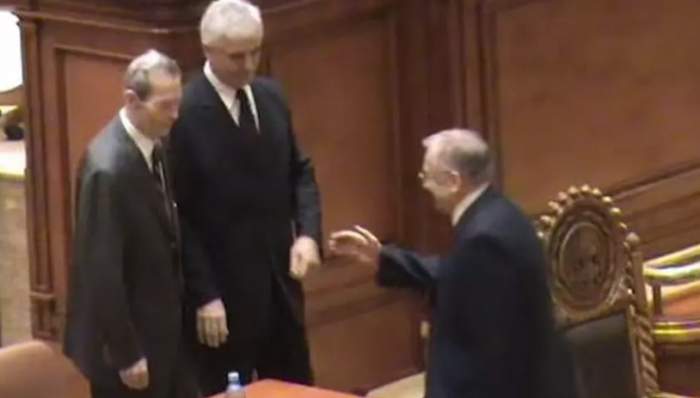 iliescu si regele mihai