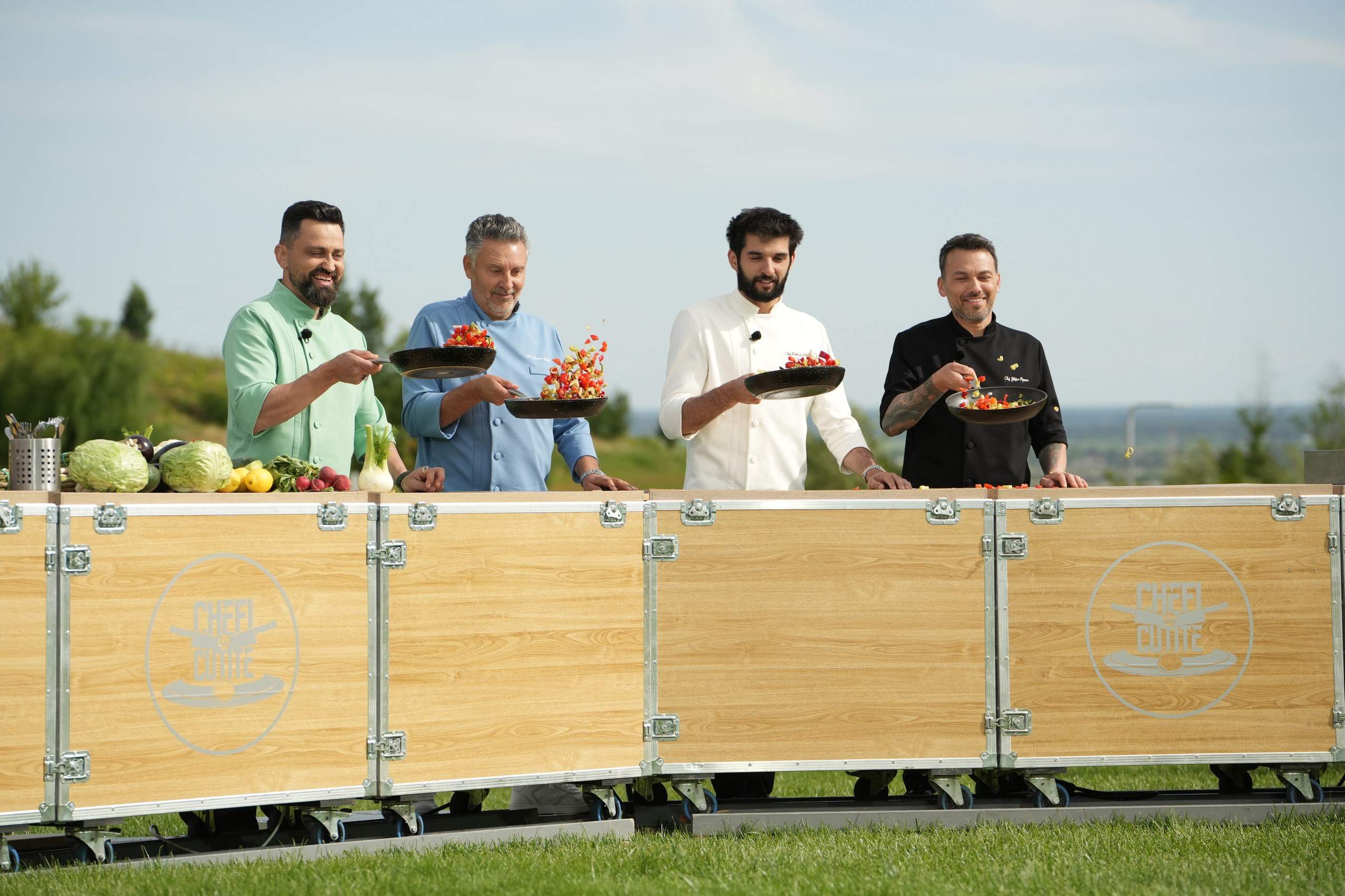 Jurații Chefi la cuțite vin la Festivalul Summer Well cu cele mai savuroase gustări, preparate de ei la standul show-ului culinar de la Domeniul Știrbey