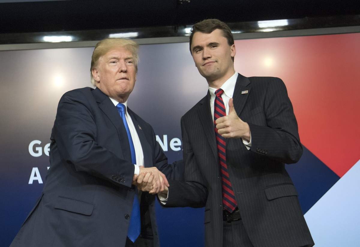 Charlie Kirk a fost împușcat la un miting al studenților conservatori din Utah.