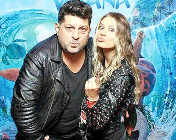 Tavi Colen și Emma, dezvăluiri sincere! Ce relație are soția artistului cu fosta parteneră de viață a acestuia și fiul lui: "Am fost criticată..."