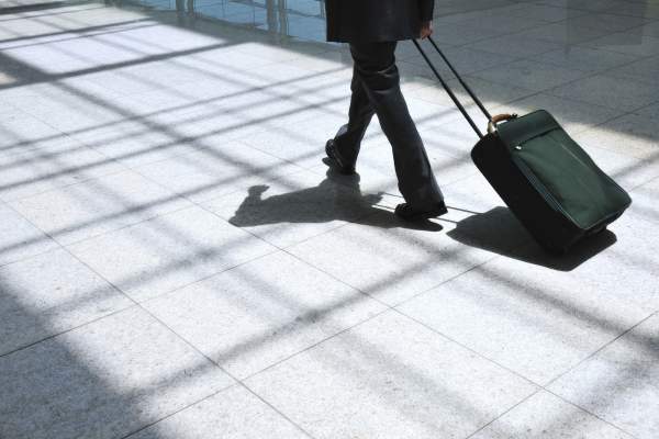 Taxă de 50 de lire sterline pentru accesul în aeroporturi! Ce trebuie să știi despre noua taxă care stârnește controverse în UK