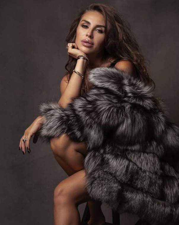 roxana blagu in haina de blana