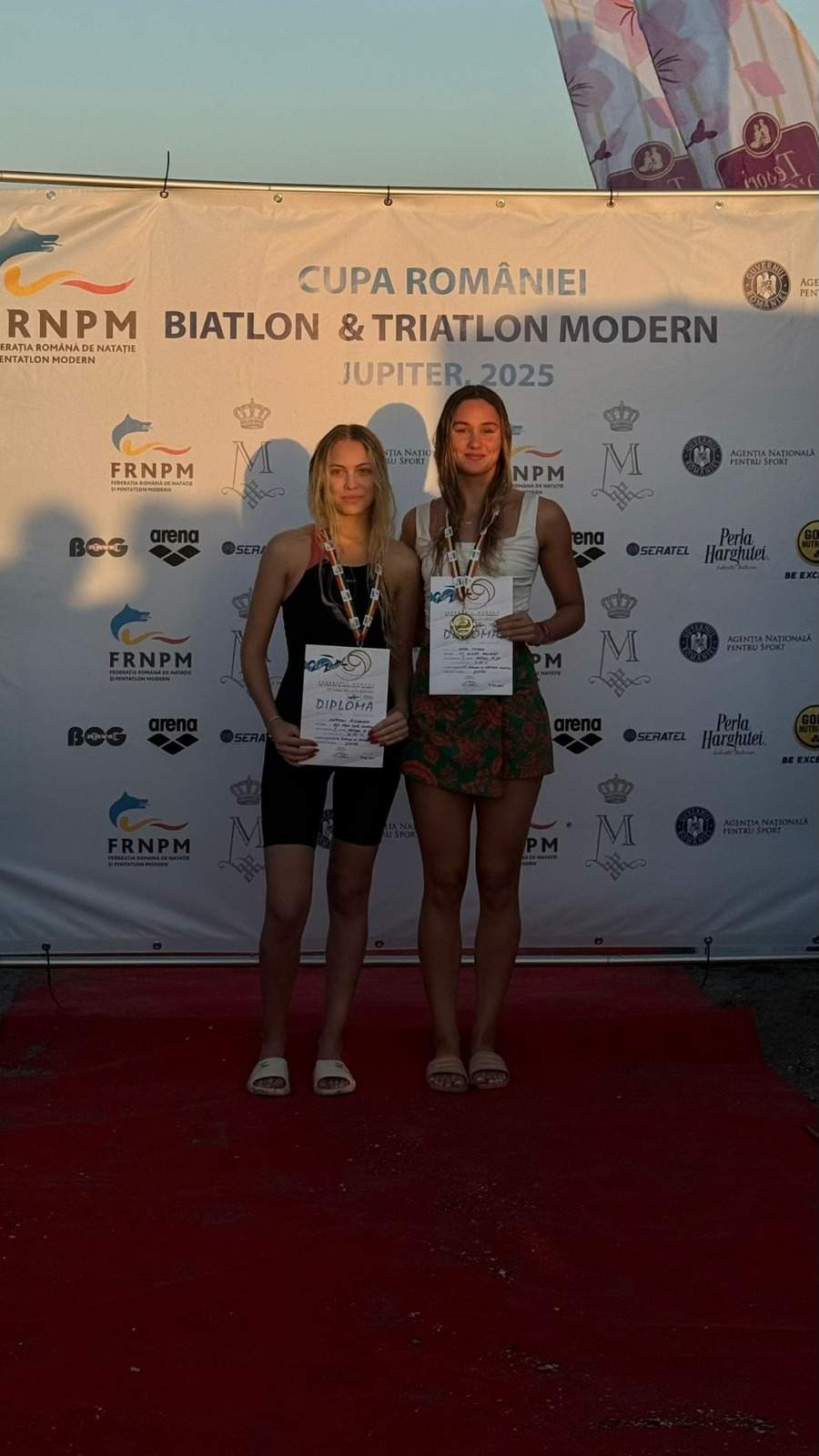 Un nou titlu pentru campioana la înot în ape înghețate. Simona Chiru, finalista campaniei „100 de tineri pentru dezvoltarea României”, pe podium la AtlantisMan
