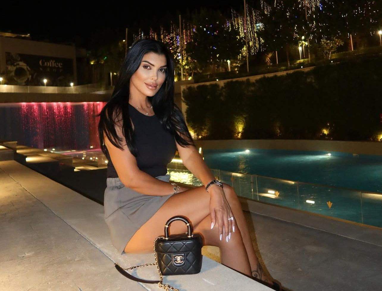 Andreea Tonciu, vacanță după vacanță! În ce destinație exclusivistă a ajuns acum bruneta | FOTO