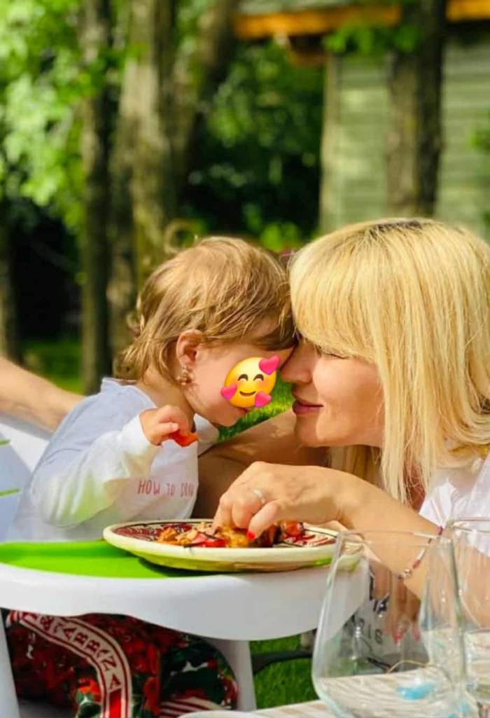 Elena Udrea și fetița ei