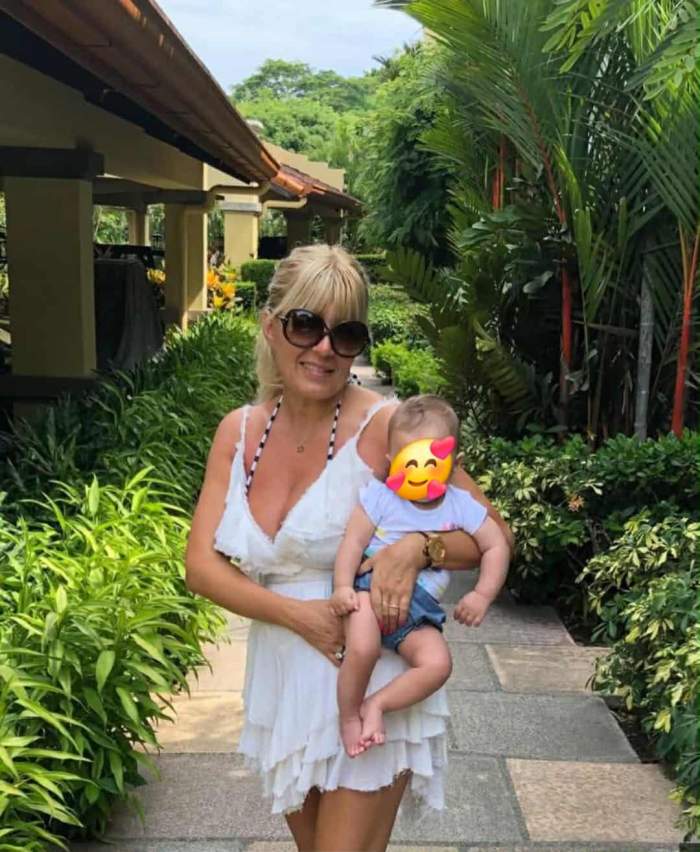 Elena Udrea și fetița ei