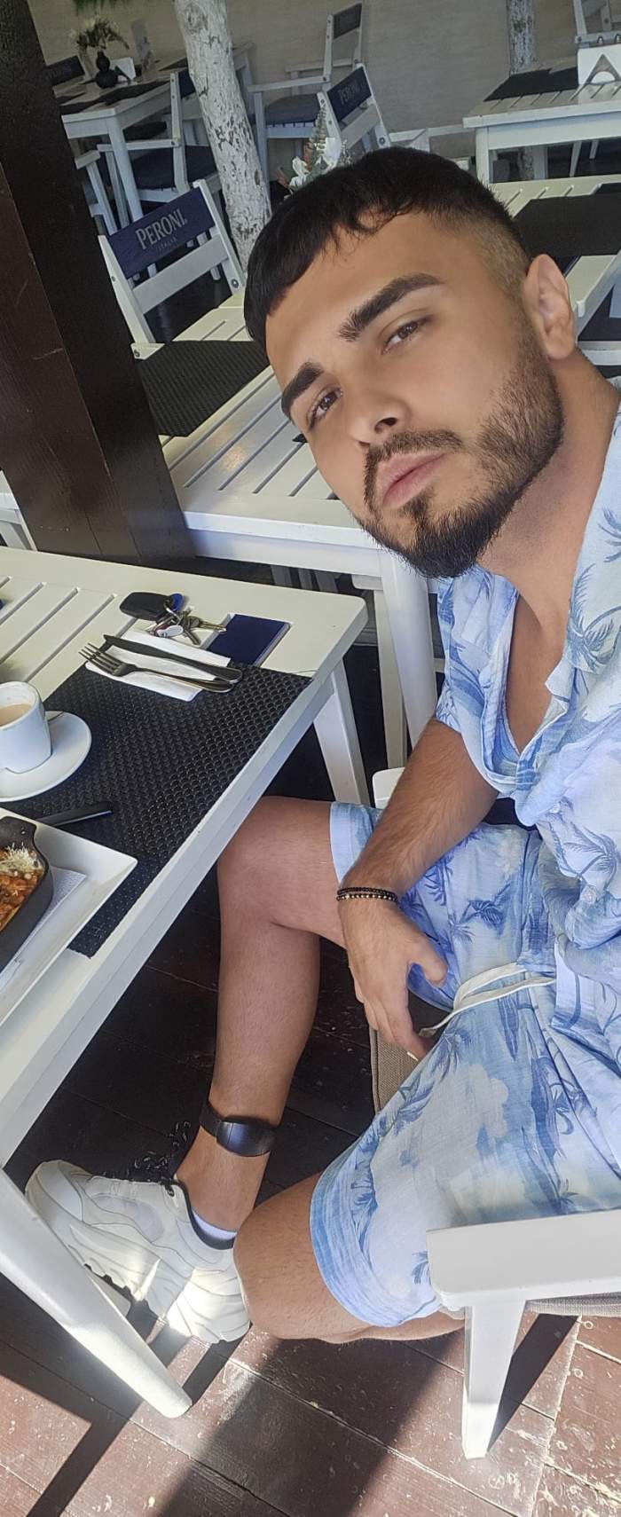 ionut frumuselu selfie