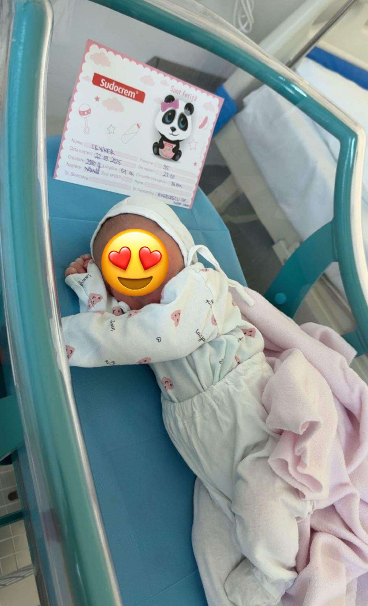 Alin, fostul iubit al Danei Badea, a devenit tată de fată a doua oară! E fericit că i-a născut soția, deși îi făcea declarații de iubire fostei ispite