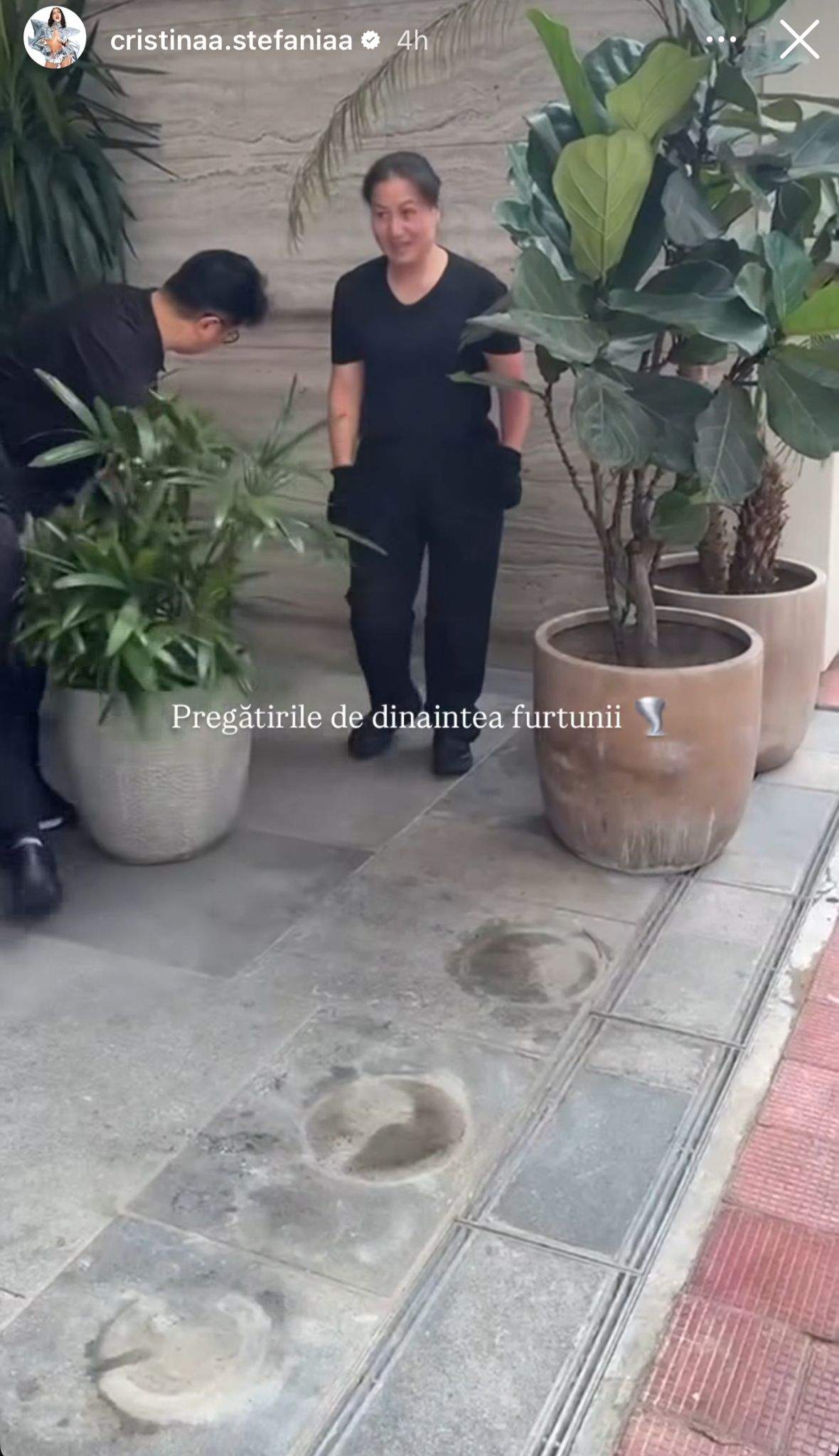 Ștefania și Speak, prinși de un ciclon tropical pe străzile din Hong Kong! Cum au reacționat cei doi