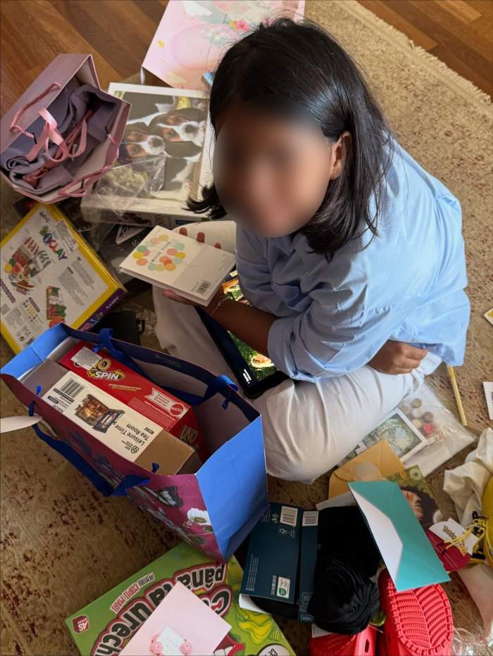 Maria, fiica adoptată a Dacianei Sârbu
