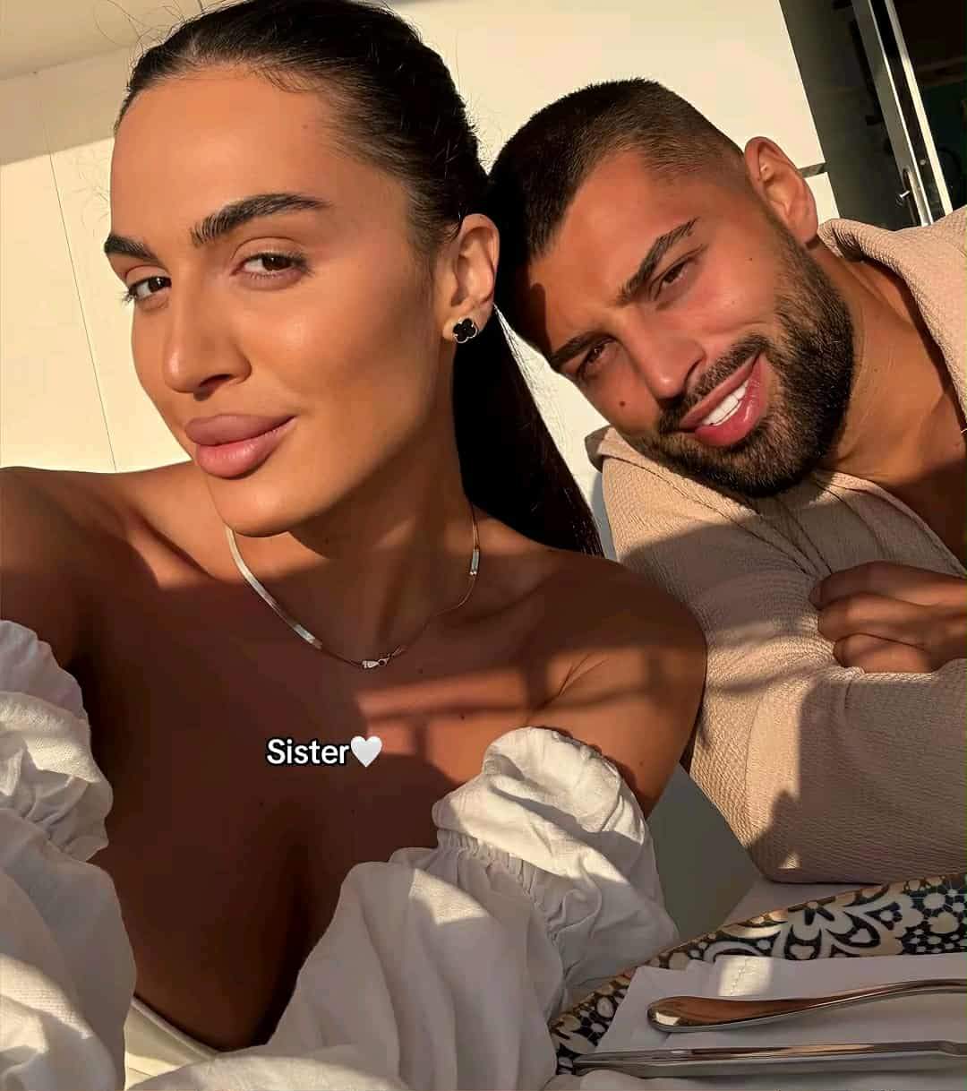 Teo Cosmin și sora lui