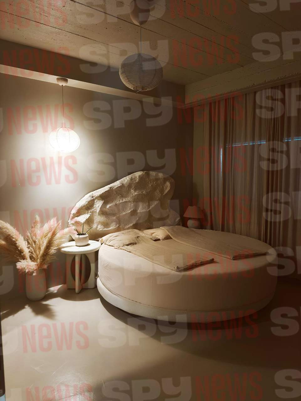 Declaraţii şi imagini în premieră. Babs, fosta iubită a lui Dorian Popa, face turul casei, în exclusivitate pentru Spynews.ro! ”Am vopsit singură mobilierul” | VIDEO