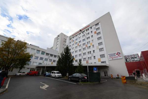 Ce mesaj sfâșietor a pus una dintre mămicile care și-au pierdut copiii după ce s-ar fi infectat cu o bacterie Spitalul Sfânta Maria din Iași: "Avea 21 de zile..." | FOTO