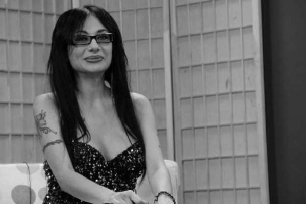 Ioana Popescu a murit! Devoratoarea de fotbaliști avea 45 de ani