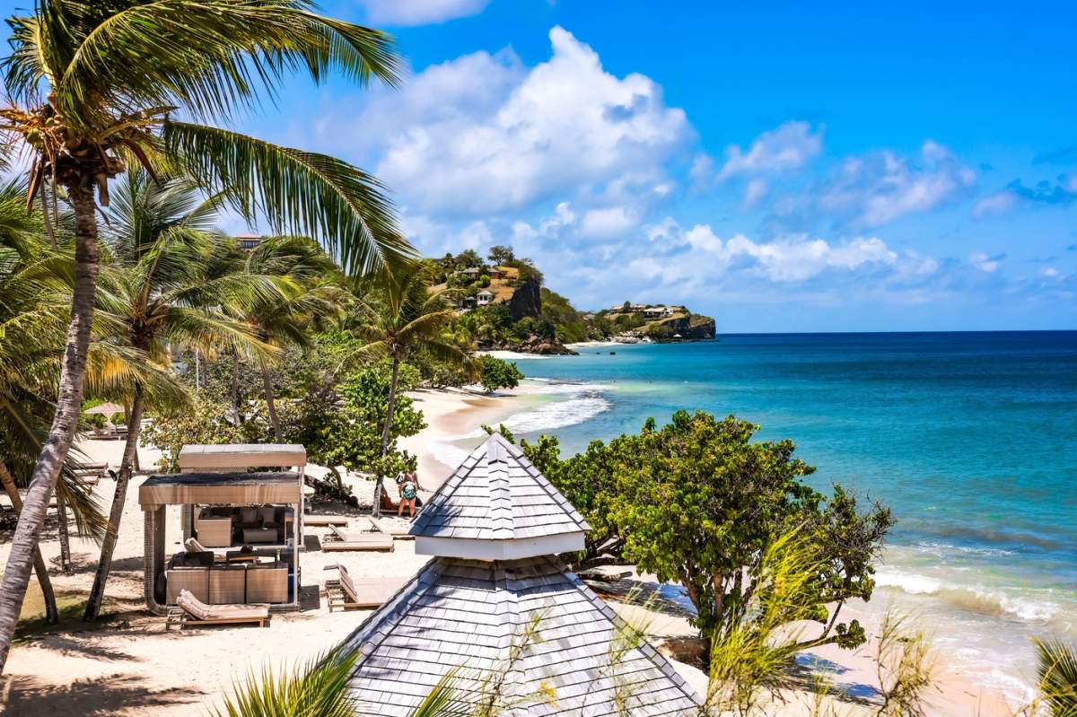 Insula paradisiacă la fel de frumoasă ca Barbados, dar fără turiști. Aici vei găsi peisaje de vis, iar iniștea este la ea acasă