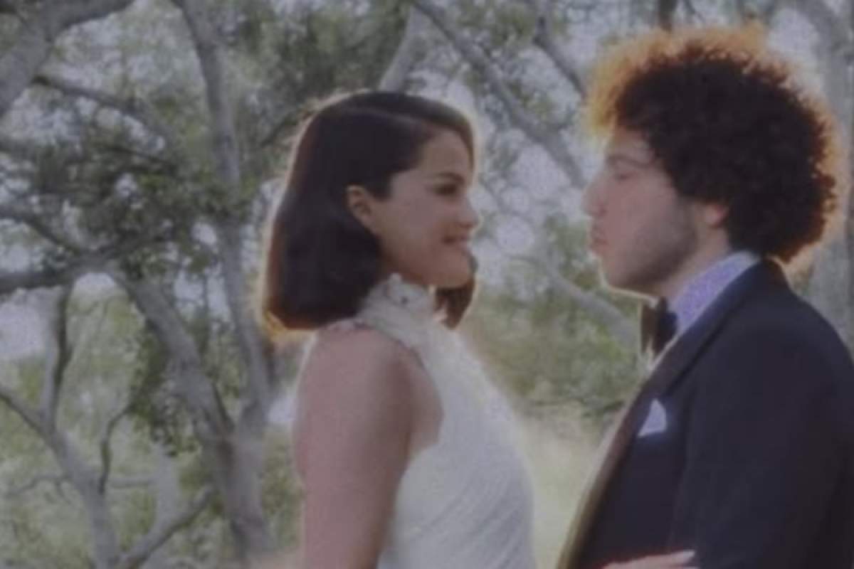 Selena Gomez s-a căsătorit cu Benny Blanco