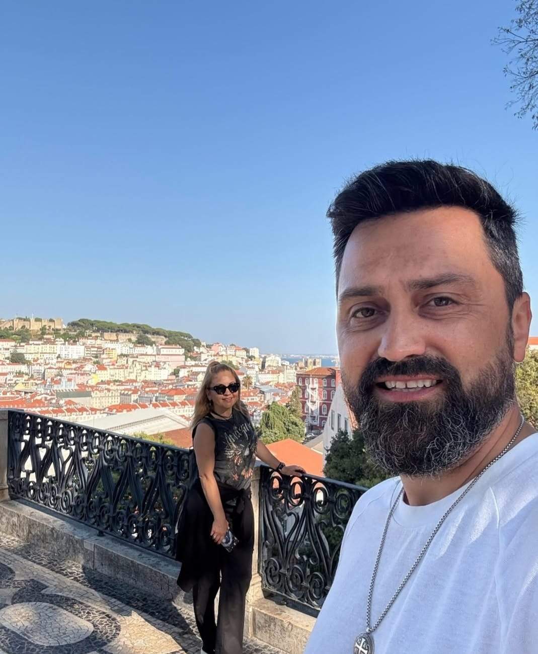 Chef Orlando Zaharia, vacanță la Lisabona împreună cu soția: ”Orașul ne-a cucerit cu străzile lui colorate, pe care le-am luat la pas”