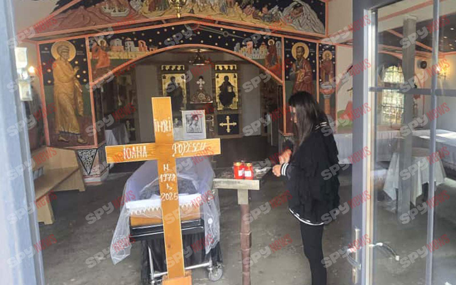 Trupul neînsuflețit al Ioanei Popescu a fost depus la capelă